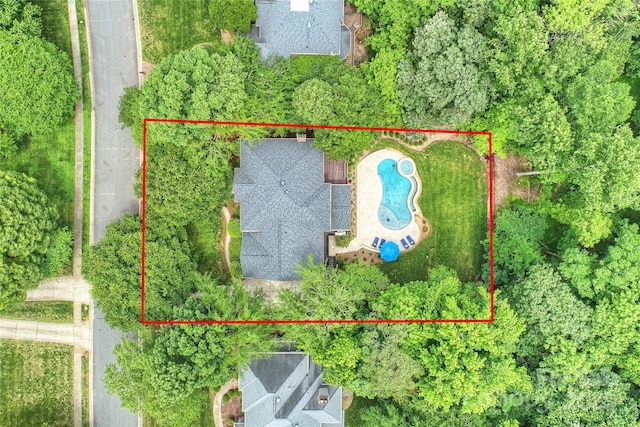 7812 Seton House Ln, Charlotte, NC 28277 - aerial view of property's location featuring property boundaries highlighted and a pool