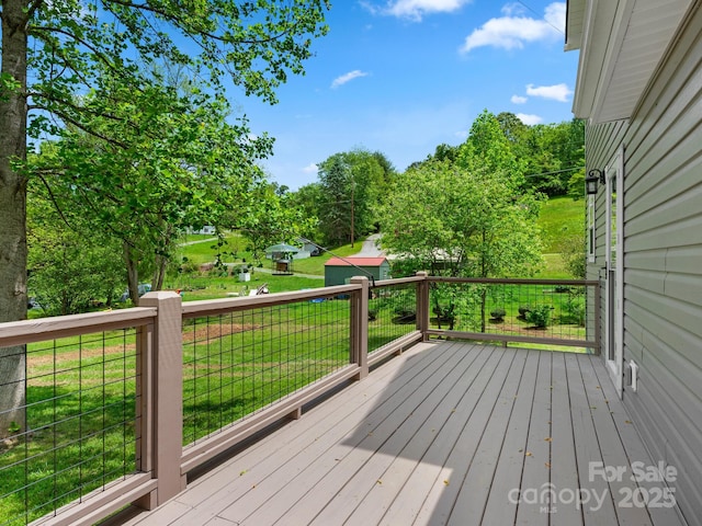 9 Ruff Rd, Leicester, NC 28748 - wooden deck with a yard