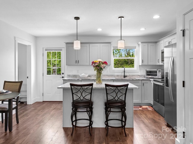 9 Ruff Rd, Leicester, NC 28748 - kitchen featuring a sink, appliances with stainless steel finishes, recessed lighting, a kitchen island, and dark wood-style floors