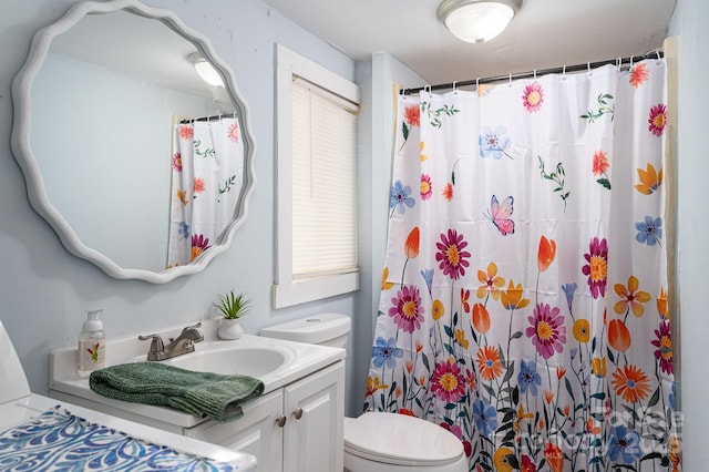 520 E Maple Ave, Gastonia, NC 28054 - full bathroom with toilet, vanity, and a shower with curtain