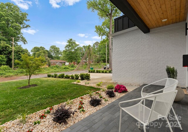 2913 Lake Ave, Charlotte, NC 28208 - view of patio / terrace