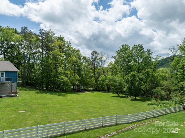 123 Dapple Rd, Candler, NC 28715 - view of yard