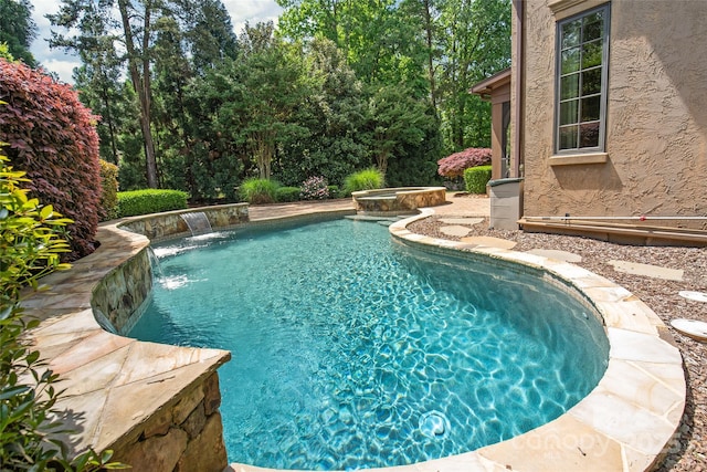 18843 Flat Shoals Dr, Cornelius, NC 28031 - view of pool featuring a pool with connected hot tub
