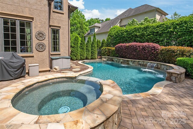 18843 Flat Shoals Dr, Cornelius, NC 28031 - view of pool featuring a grill and a pool with connected hot tub