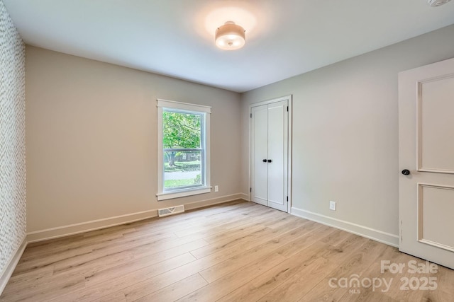 1515 Edgewater Dr, Charlotte, NC 28210 - unfurnished room with light wood-style floors and baseboards