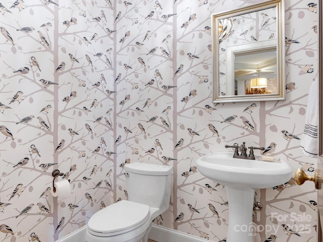 2410 Vernon Dr, Charlotte, NC 28211 - bathroom with wallpapered walls