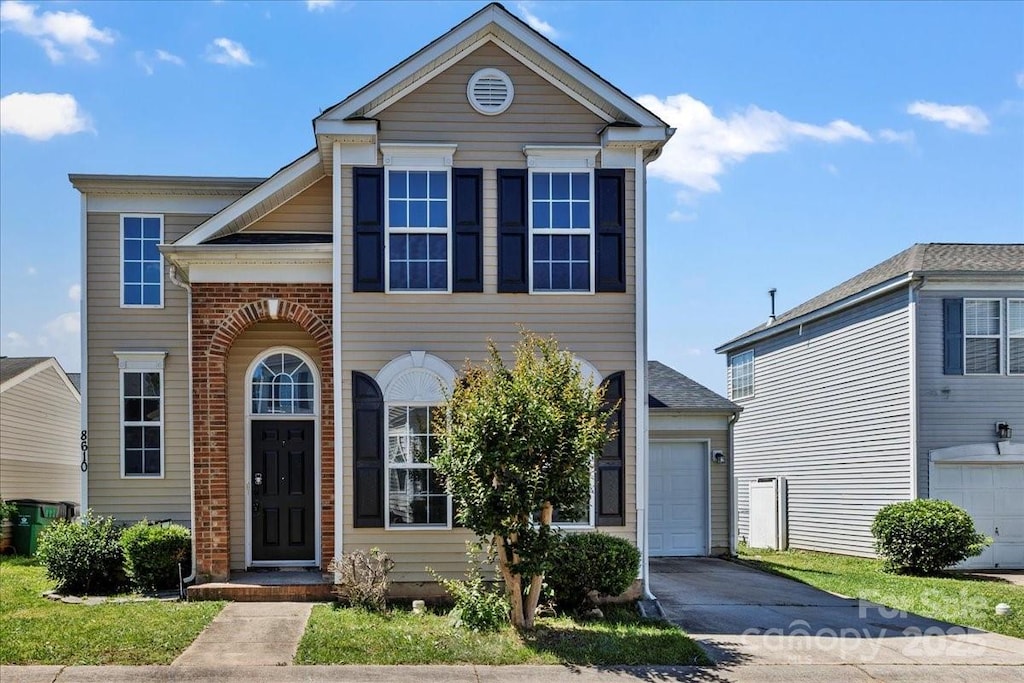 8610 Sawleaf Ct, Charlotte, NC 28215 - photo 1