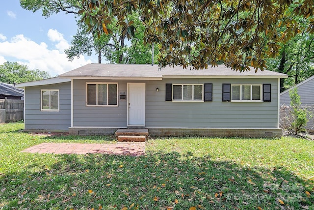 2409 Thornton Rd, Charlotte, NC 28208 - view of front facade with crawl space