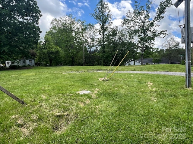 303 Chadwick Ave, Hendersonville, NC 28792
