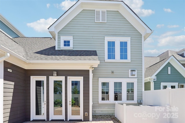 7908 Rea View Ct, Charlotte, NC 28226 - view of front of house featuring fence and a shingled roof