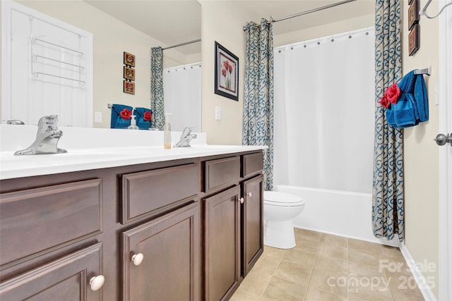 12217 Dearview Ln, Charlotte, NC 28269 - bathroom featuring toilet, double vanity, and shower / tub combo with curtain
