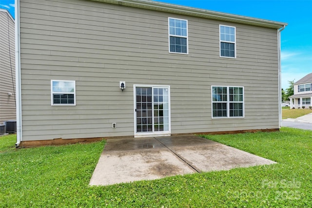 12217 Dearview Ln, Charlotte, NC 28269 - rear view of house featuring a patio area, a yard, and cooling unit