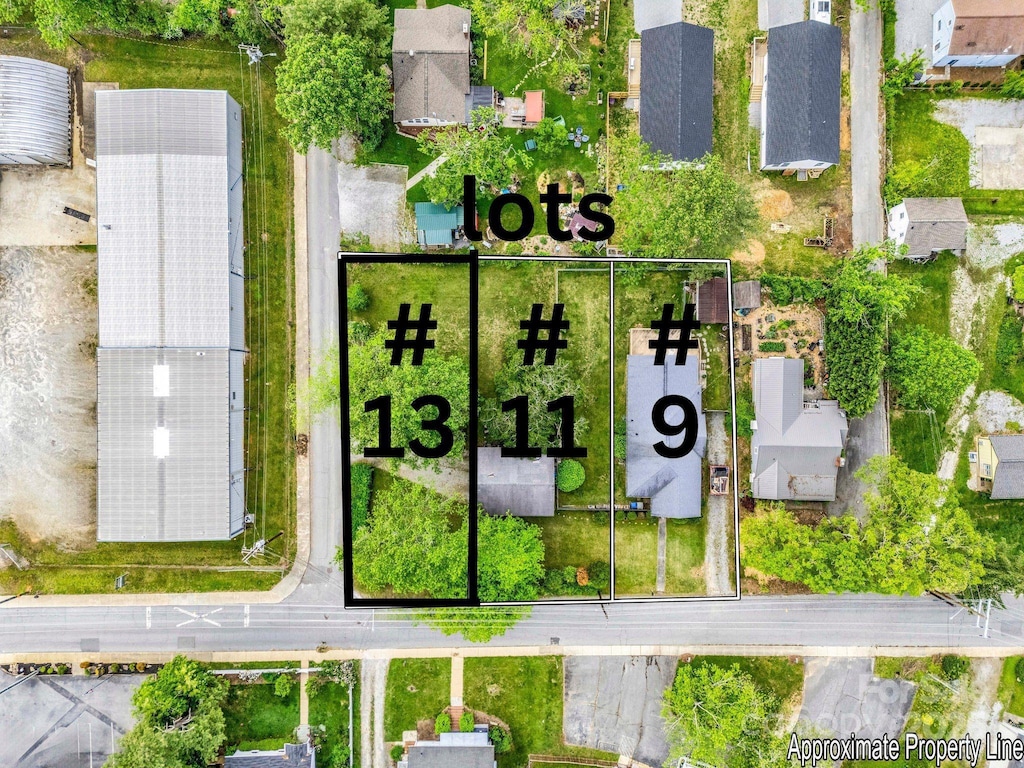 616 Ray Ave Unit 13, Hendersonville, NC 28792 - photo 1
