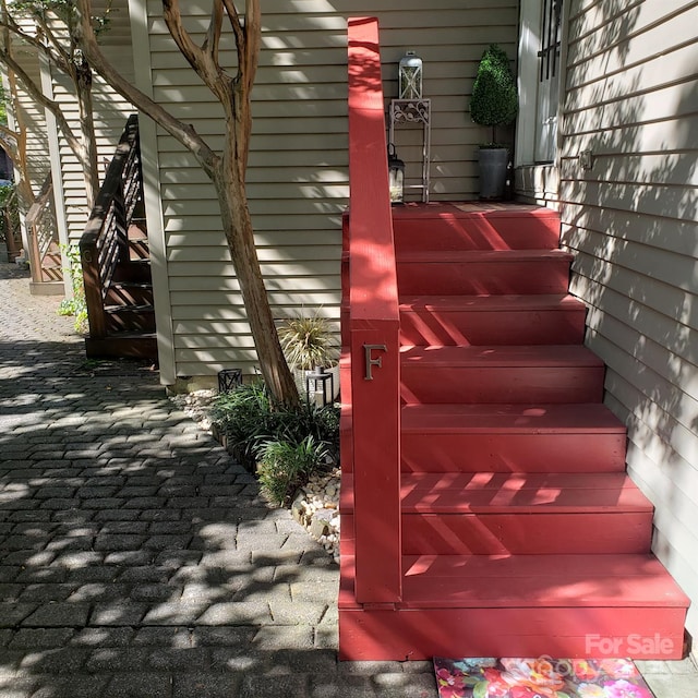 415 W 7th St Unit F, Charlotte, NC 28202 - view of doorway to property