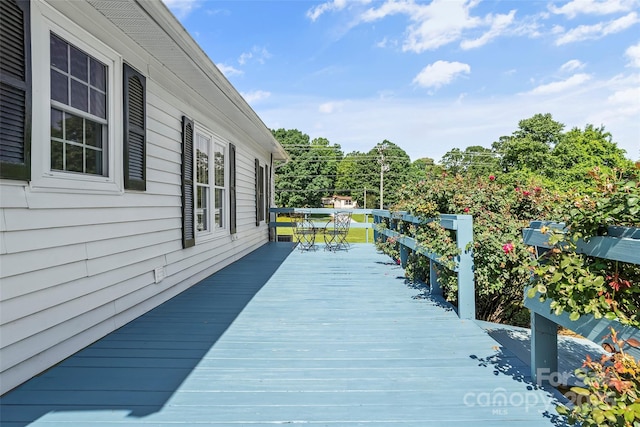 35 Telephone Exchange Rd, Hickory, NC 28601 - view of wooden terrace