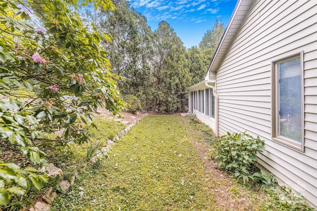 30 Robin Ln, Asheville, NC 28806 - view of yard