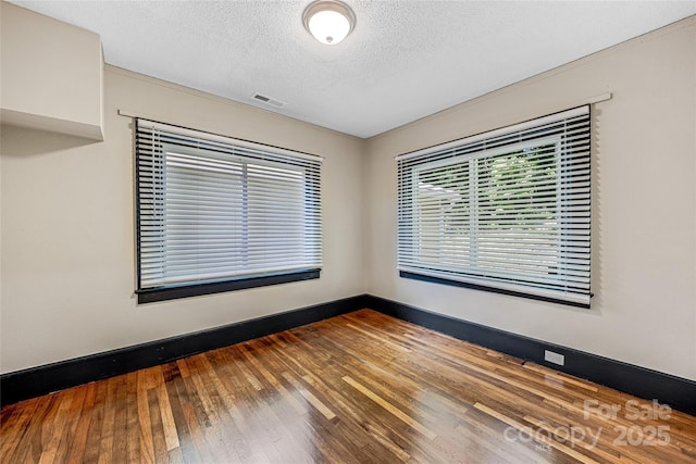 500 Broadway St, Hendersonville, NC 28739 - photo 16