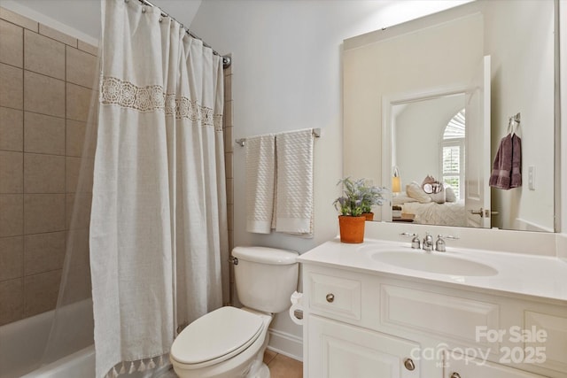 7507 Meadowgate Ln, Waxhaw, NC 28173 - full bathroom featuring toilet, vanity, and shower / bath combination with curtain