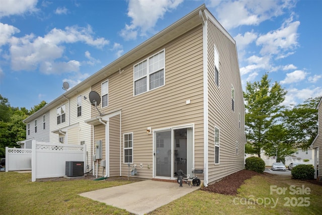 13612 Singleleaf Ln, Charlotte, NC 28278 - rear view of property with cooling unit and a patio