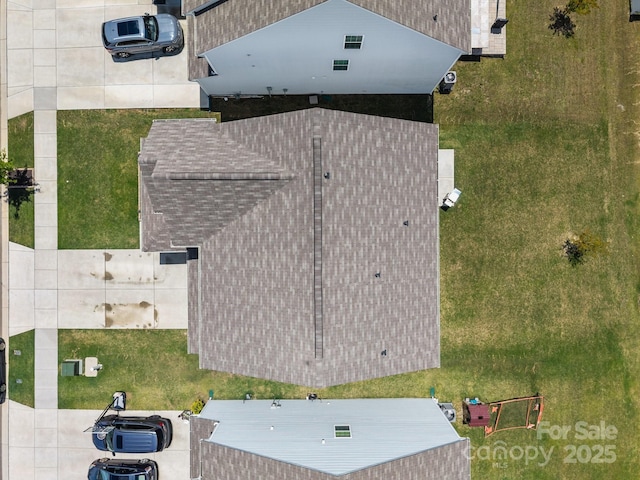 aerial view of property and surrounding area