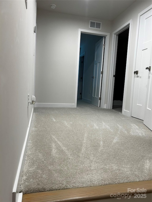 934 Prince Garrett Way, Denver, NC 28037 - carpeted empty room featuring a smoke detector and baseboards