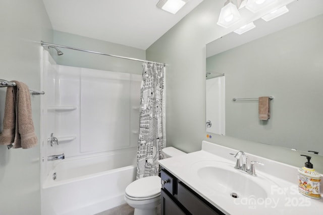 3218 Gilroy Dr, Fort Mill, SC 29707 - full bath with toilet, vanity, and shower / tub combo