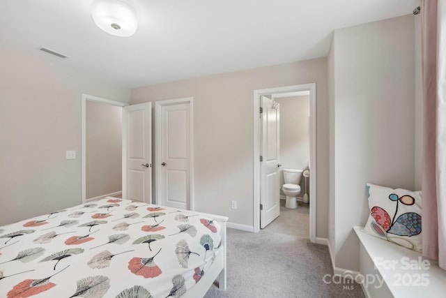 3218 Gilroy Dr, Fort Mill, SC 29707 - bedroom with light carpet, a closet, baseboards, and connected bathroom