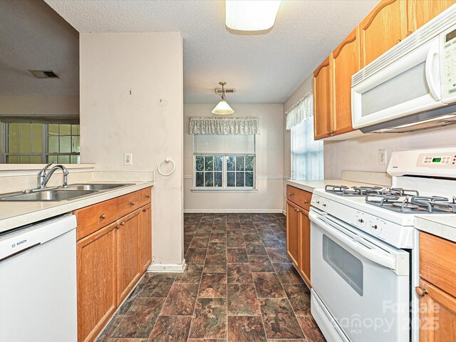 7523 Starvalley Dr, Charlotte, NC 28210 - photo 10