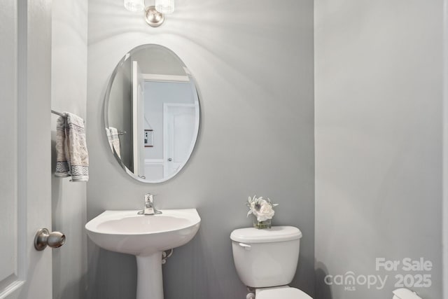 10401 Royal Winchester Dr, Charlotte, NC 28277 - bathroom with toilet