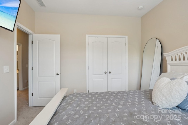 10401 Royal Winchester Dr, Charlotte, NC 28277 - carpeted bedroom featuring a closet