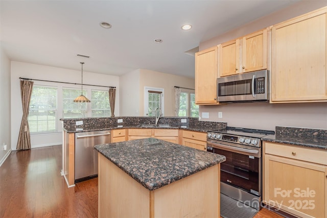 8221 Brookings Dr, Charlotte, NC 28269 - photo 13