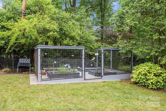 2121 Valencia Ter, Charlotte, NC 28226 - view of yard