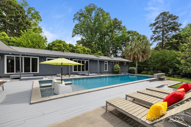 2121 Valencia Ter, Charlotte, NC 28226 - swimming pool featuring a wooden deck