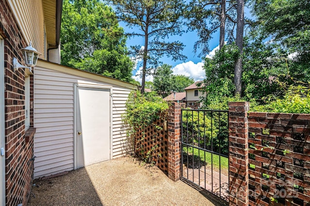 1330 5th St NE Unit 145, Hickory, NC 28601 - gate with fence
