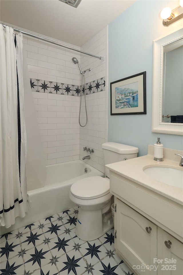 8306 Knights Bridge Rd, Charlotte, NC 28210 - full bath with shower / bath combination with curtain, toilet, and vanity