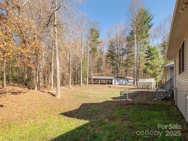 530 Stoney Mountain Rd, Hendersonville, NC 28791 - view of green lawn