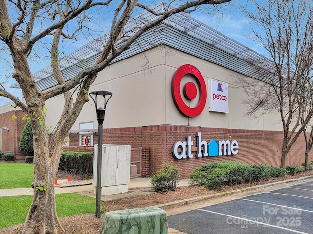 5210 Kelly St, Charlotte, NC 28205 - view of property with uncovered parking