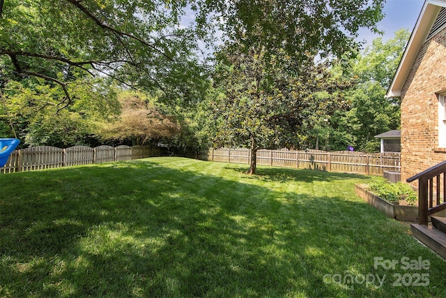 1208 Chausley Ct, Charlotte, NC 28211 - view of yard featuring central air condition unit