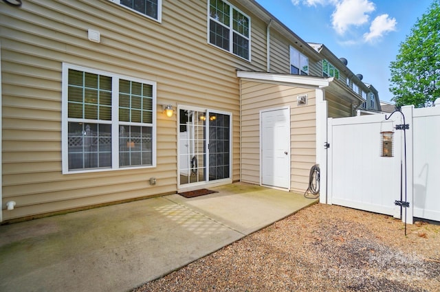 541 River Park Rd, Belmont, NC 28012 - rear view of property with a gate and a patio