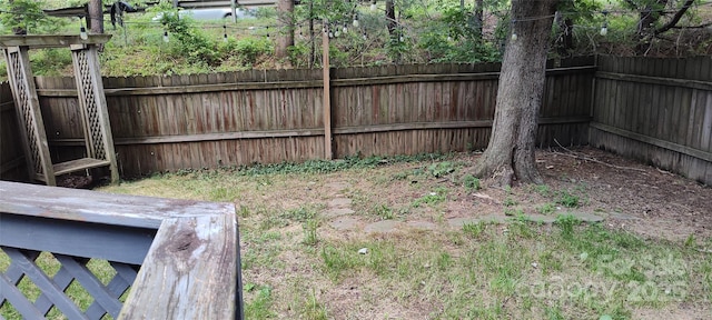 7881 Us-25/70 Hwy, Marshall, NC 28753 - view of yard