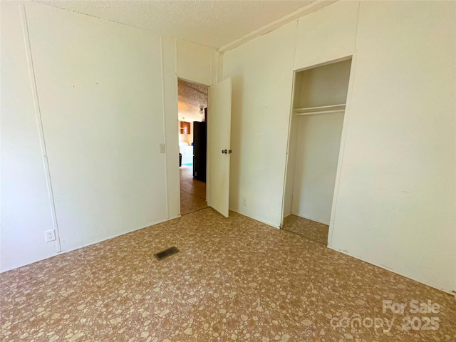 19 Harkins Ln, Marshall, NC 28753 - unfurnished bedroom featuring a closet