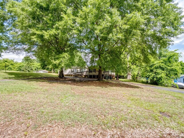 84 Sumner Ave NW, Concord, NC 28027 - view of grassy yard