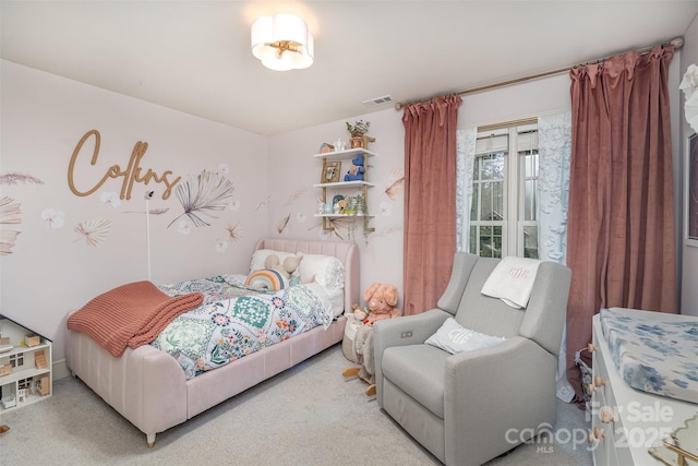 bedroom featuring carpet floors