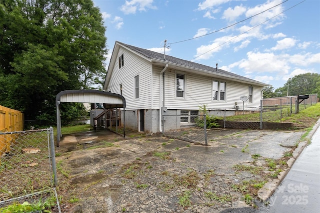 417 S Broad St, Gastonia, NC 28052 - view of side of property with fence