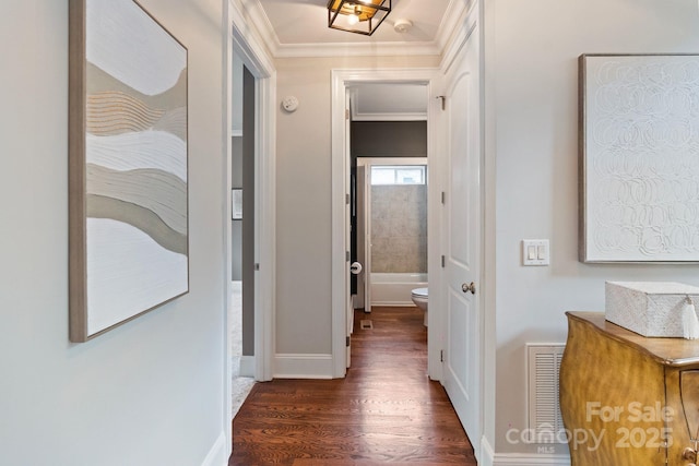 9433 Wallace Pond Dr, Huntersville, NC 28078 - hallway featuring wood finished floors, ornamental molding, and baseboards