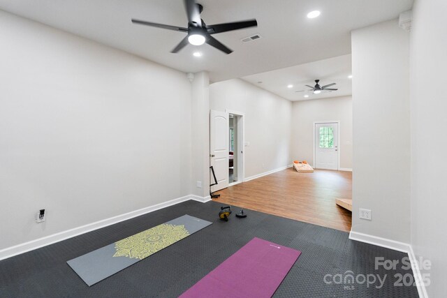 9433 Wallace Pond Dr, Huntersville, NC 28078 - workout area featuring ceiling fan, carpet, recessed lighting, and baseboards