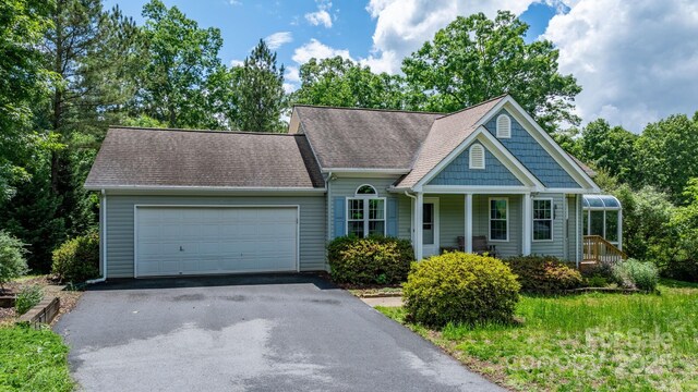 109 Gatwick Ct, Statesville, NC 28677 - photo 1