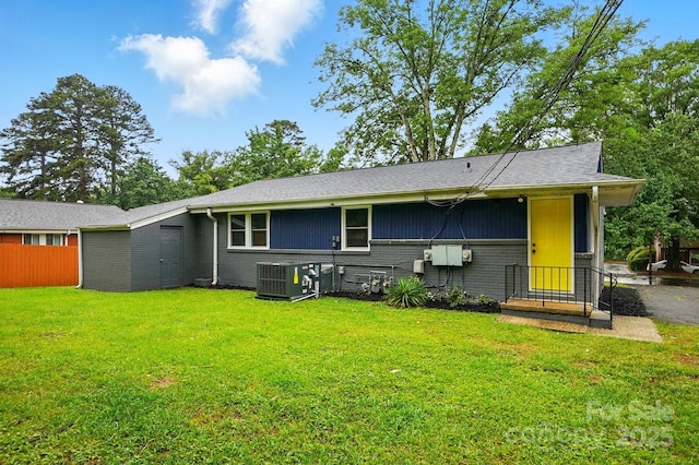 1412 Wembley Dr, Charlotte, NC 28205 - back of house featuring central AC unit