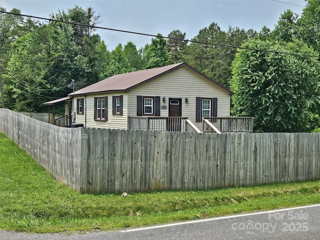 1058 Hunter St, Morganton, NC 28655 - photo 2
