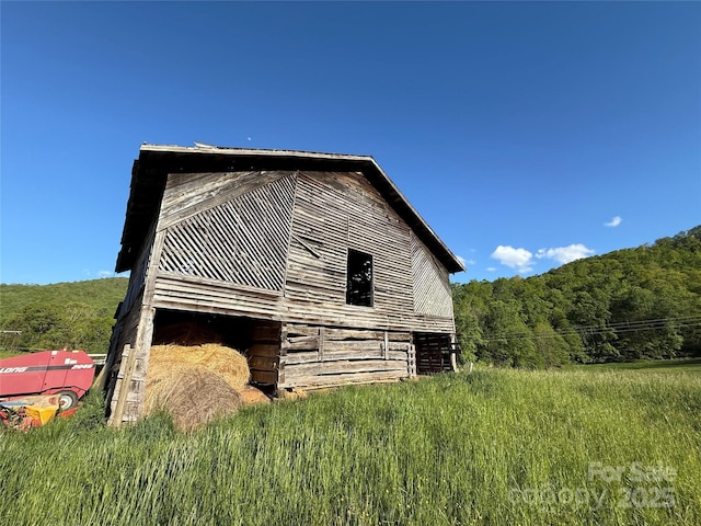 99999 Bakers Creek Rd, Burnsville, NC 28714